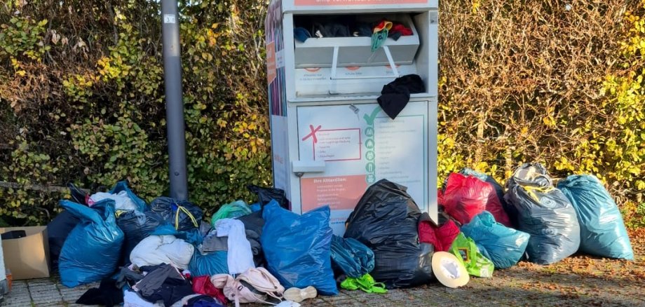 Altkleidercontainer Höfen